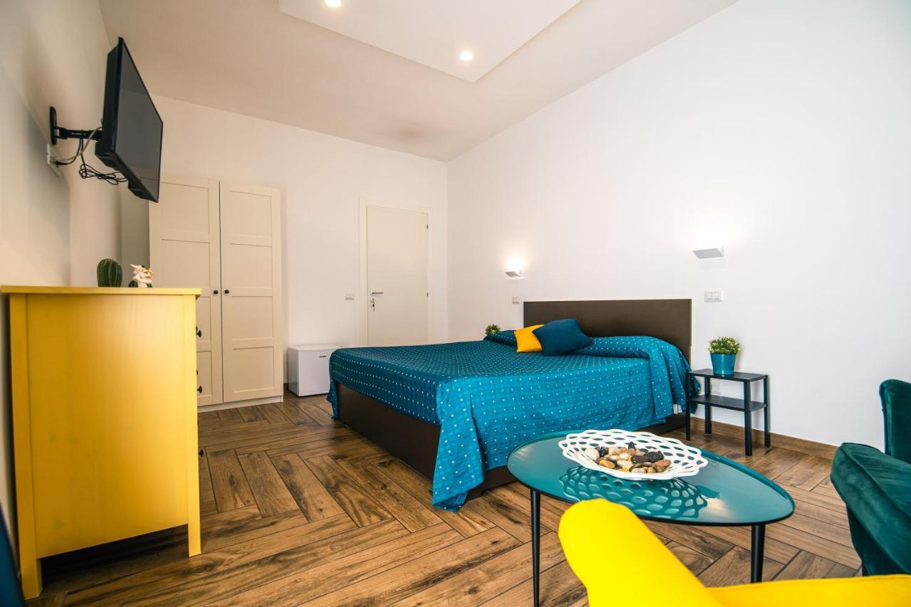 Hub Ferroviario - 12 Posti Letto Per Il Tuo Gruppo A Napoli Con Wifi E Netflix Nápoles Exterior foto