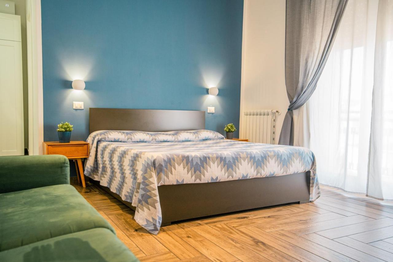 Hub Ferroviario - 12 Posti Letto Per Il Tuo Gruppo A Napoli Con Wifi E Netflix Nápoles Exterior foto