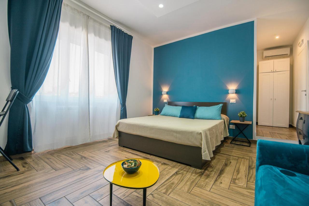 Hub Ferroviario - 12 Posti Letto Per Il Tuo Gruppo A Napoli Con Wifi E Netflix Nápoles Exterior foto