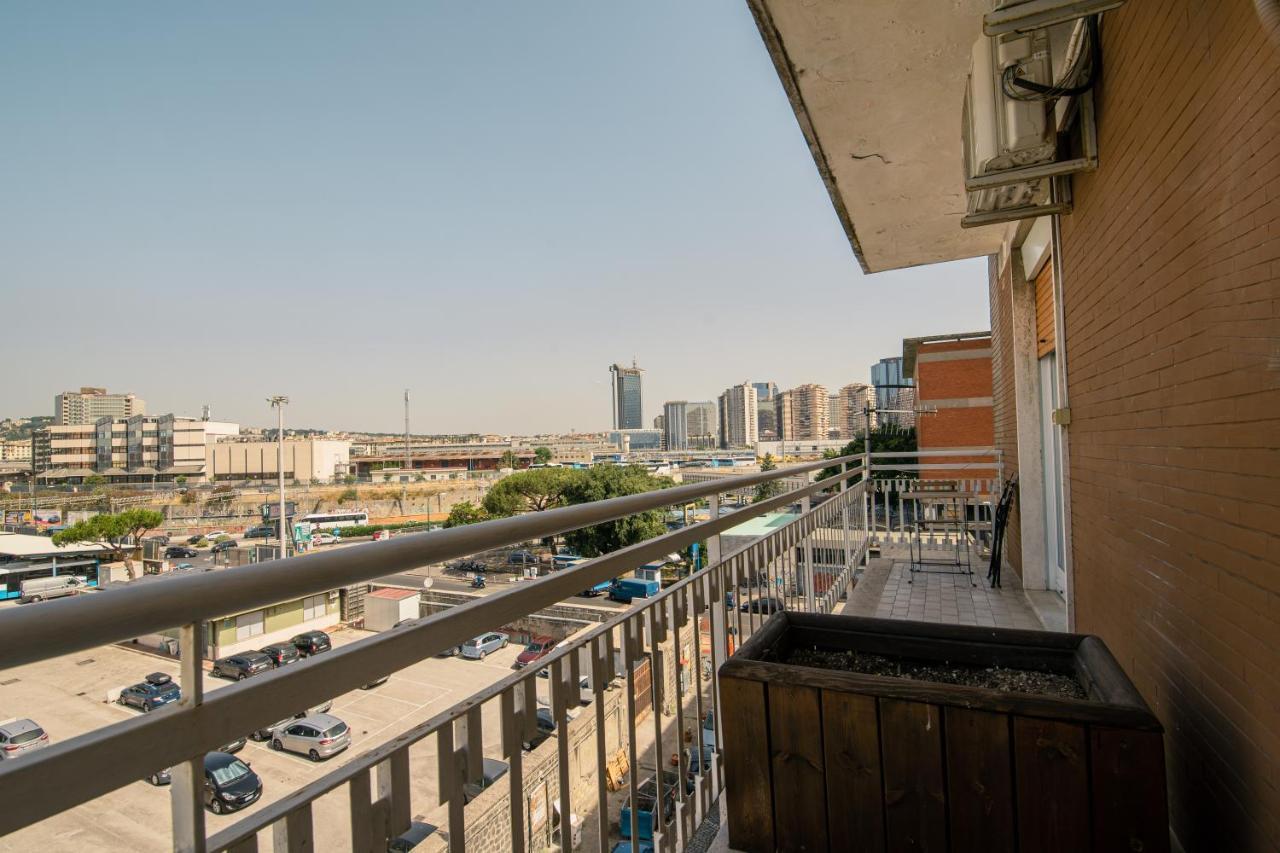 Hub Ferroviario - 12 Posti Letto Per Il Tuo Gruppo A Napoli Con Wifi E Netflix Nápoles Exterior foto